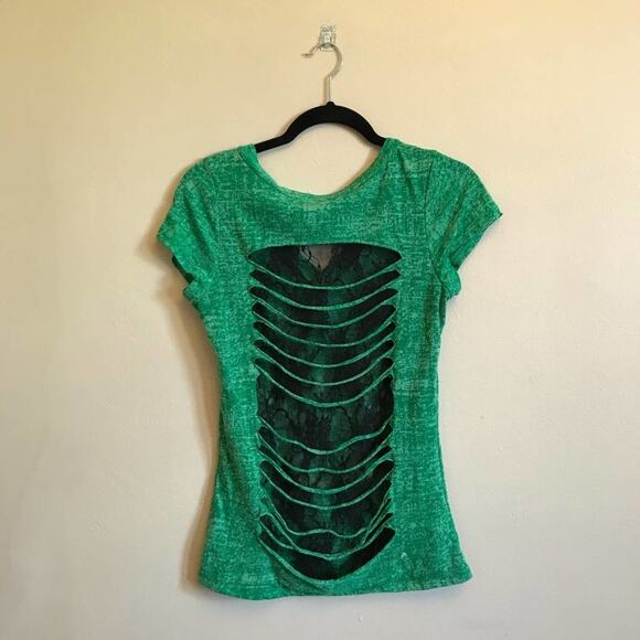 Spencer’s M/M Irish t-shirt floral black lace green yellow casual - Picture 5 of 8